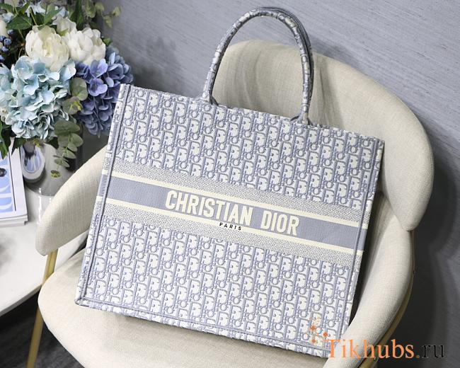 Dior Book Tote Gray M1286 Size 41.5x32 cm - 1