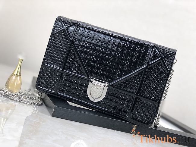 Dior Ama Woc Chain Bag Black 19 cm - 1