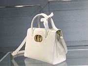 Dior 30 Montaigne St Honoré Grained Calfskin White Size 30 cm - 2