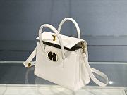 Dior 30 Montaigne St Honoré Grained Calfskin White Size 25x19x12 cm - 6