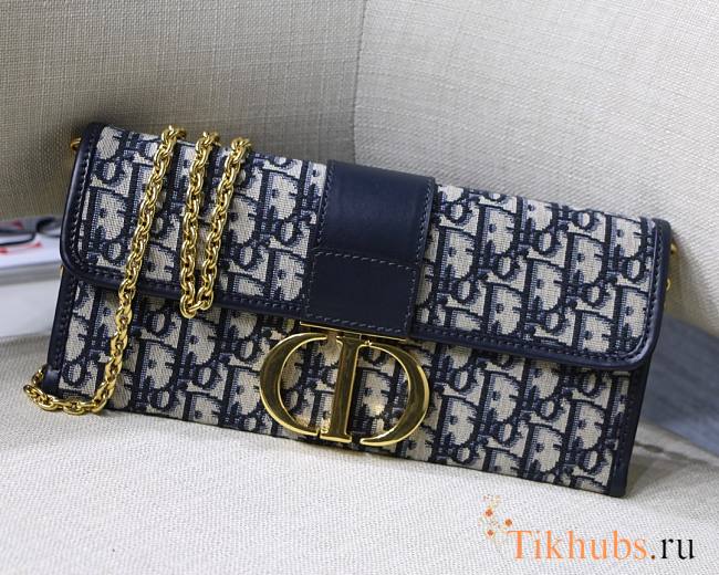 Dior 30 Montaigne Chain Clutch Blue Size 27.5x12x2 cm - 1