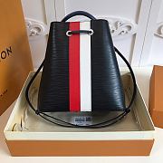 LV NeoNoe Handbags Black Stripes M52163 Size 26x26x17.5 cm - 4