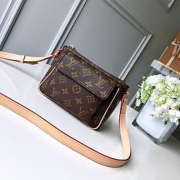 LV Medieval Small Square Bag M51165 Size 17x13x9 cm