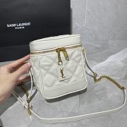 YSL 80's Vanity Bag In Carré-Quilted White 649779 Size 14.5 X 16.5 X 9 cm - 3