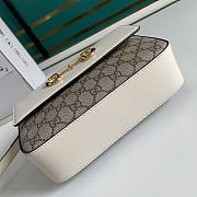 GUCCI Horsebit 1955 Small Gg Supreme White And Brown 645454 Size 22.5 x 17 x 6.5 cm - 4