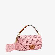 FENDI BAGUETTE White Canvas Bag With Embroidery Pink Size 27 - 4