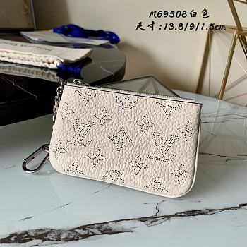 LV Key Pouch White M69508 Size 13.8 x 9 x 1.5 cm