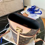 LV DUFFLE handbag M43587 Size 22 x 23 x 14 cm - 4