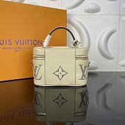 LV Vanity Small Handbag White M45608 Size 19 x 13 x 11 cm - 6