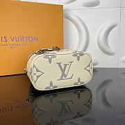 LV Vanity Small Handbag White M45608 Size 19 x 13 x 11 cm - 5