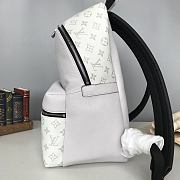 LV DISCOVERY Small Backpack White M30417 Size 37 x 40 x 20 cm - 6