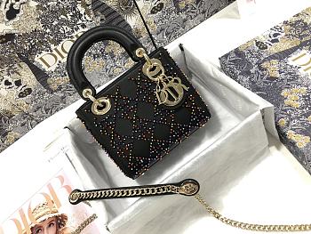 DIOR Lady Embroidered Black Beads M0505 Size 17 x 15 x 7 cm