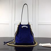 Gucci GG Marmont Quilted Velvet Bucket Bag Blue 525081 Size 21 x 22 x 11 cm - 5