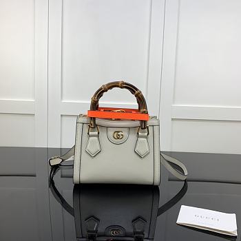 Gucci Diana Small Tote Bag White 655661 Size 20 x 16 x 10 cm