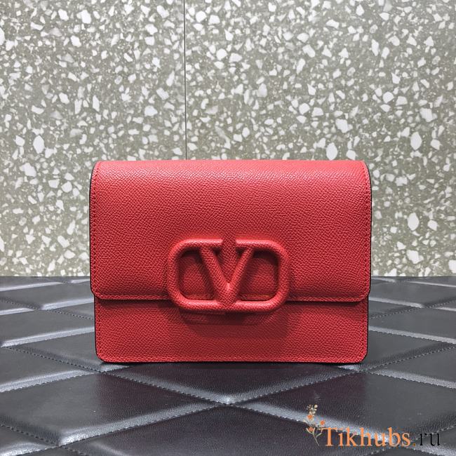 VALENTINO Garavani VRING Chain Wallet Red 069 Size 17.5 x 8 x 13 cm - 1