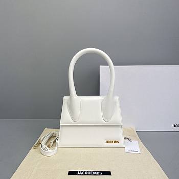 Jacquemus White 2020 Size 24 x 18 x 10 cm