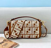 Fendi Hollow Lacebaguette Natural Yellow 8372 Size 28 × 6 × 14 cm - 4