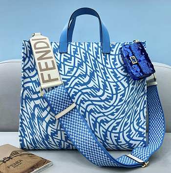 Fendi Blue 8379 Size 39 x 19 x 35 cm 