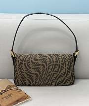 Fendi Baguette Brown 8378AL Size 27 × 4 × 13 cm - 4