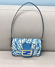 Fendi Baguette Blue 8378s Size 19 x 5 x 10 cm - 5