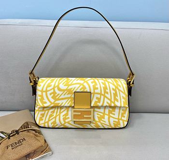 Fendi Baguette Yellow 8378L Size 27 x 4 x 13 cm