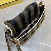 Fendi Baguette 2027 Size 26 x 15 x 6 cm - 4