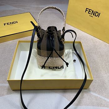 Fendi Mon Tresor 2028 Size 18.5 x 12 x 10 cm