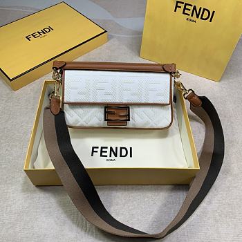 Fendi Baguette White 2020 Size 26 x 15 x 6 cm