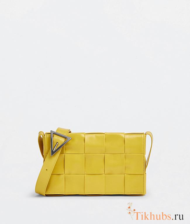 Bottega Veneta Cassette Woven Box Bag Yellow Size 23 × 15 × 5.5 cm - 1