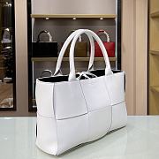 Bottega Veneta SLIP Tote Handbag White 44052 Size 36 x 24 x 12 cm - 4