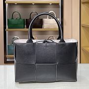 Bottega Veneta SLIP Tote Handbag Black 44052 Size 36 x 24 x 12 cm - 1