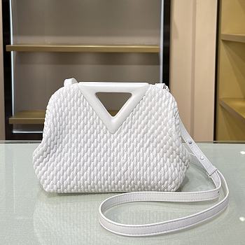 BV Triangle Bubble Bag White 44054 Size 24 × 16 × 8 cm