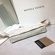 Bottega Veneta Rubik's Cube Woven Bag White 96005 Size 24 x 14 x 4 cm - 2