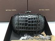 Bottega Veneta Chain Crocodile 7650 Size 20 x 12 x 5 cm - 1