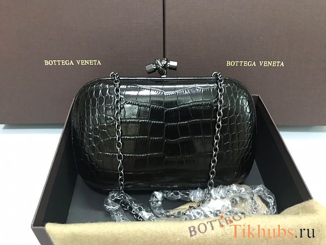 Bottega Veneta Chain Black 7650 Size 20 x 12 x 5 cm - 1