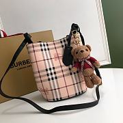 BURBERRY Bucket Bag Black Border 18.5 x 15 x 23.5 cm - 1