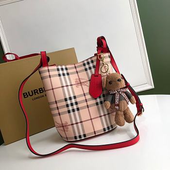 BURBERRY Bucket Bag Red Border 18.5 x 15 x 23.5 cm