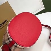 BURBERRY Bucket Bag Red Border 18.5 x 15 x 23.5 cm - 5