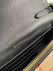 BURBERRY Cross-Body Bag Size 18 x 8 x 12 cm - 5