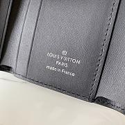 LV Iris XS Wallet Black M69033 Size 9.8 x 7.8 x 1 cm - 2