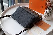 LV Prefall Pochette M57096 Size 22 x 12 x 1 cm - 5