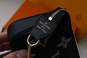 LV Mini Pochette Accessoires Clutch M80732 Size 15.5 x 10.5 x 4 cm - 2