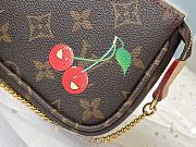 LV Mini Pochette Accessoires M95007 Size 15.5 x 10.5 x 4 cm - 6