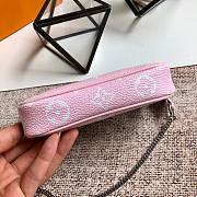 LV Escale Pochette Accessoires Mini Clutch Pink M69269 Size 15.5 x 10.5 x 4 cm - 3