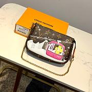 LV Escale Pochette Accessoires Mini M58009 - 1