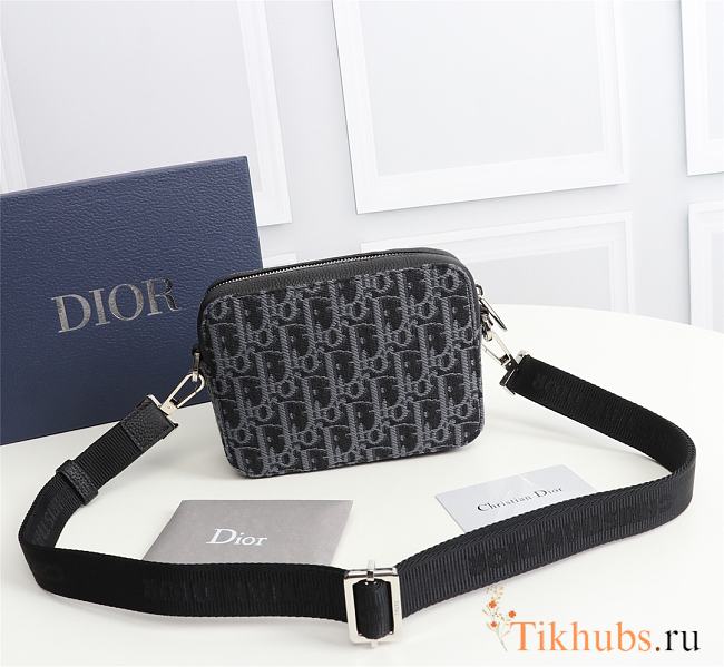 Dior Men's OBLIQUE Pattern Clutch 2OBBC119YSE Size 17 x 12.5 x 6 cm - 1