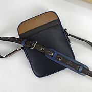 Details Louis Vuitton Crossbody Bag Danube Slim M51459 Size 16 x 21 x 4.5 cm - 3