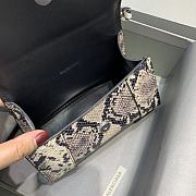 Hourglass Top Handle Bag Shiny Crocodile Embossed Cafslin Size 19 x 8 x 11 cm - 6