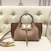 Valentino Garavani Small Pebbled Calfskin Pink 2070 Size 31 x 25 x 15 cm - 1