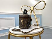 Louis Vuitton LV Vanity PM Monogram M45165 Size 19 x 13 x 11 cm - 5